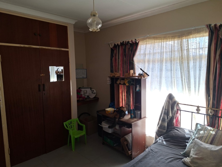To Let 2 Bedroom Property for Rent in Meiringspark North West